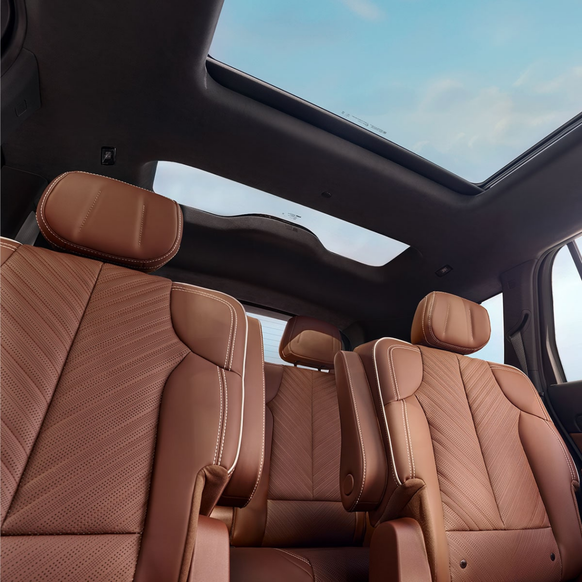 2027 Cadillac VISTIQ interior